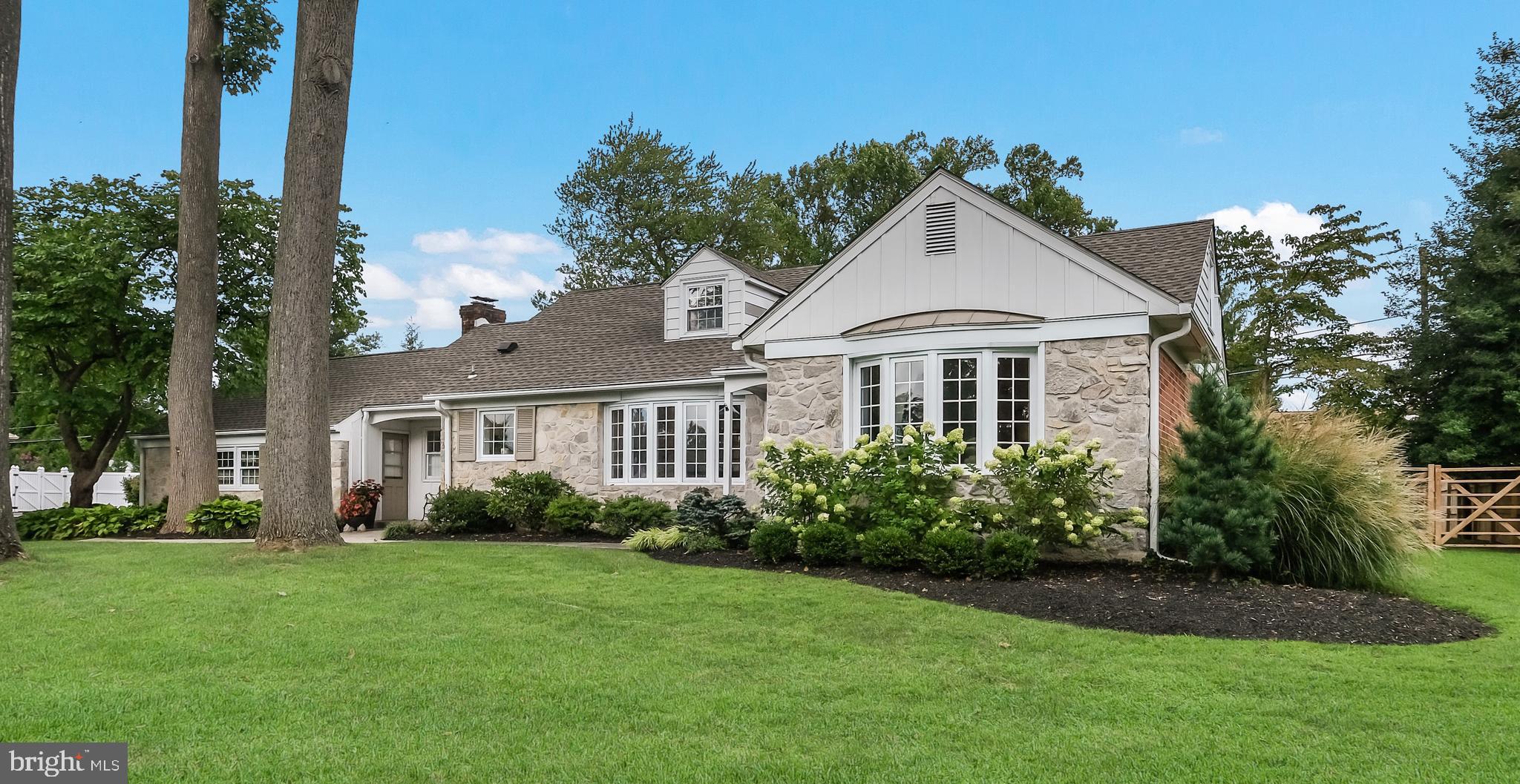 1049 George Road Jenkintown, PA 19046 - Photo 3 of 67 Lovely landscaping