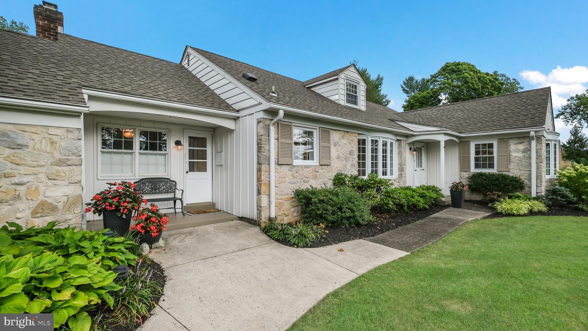 1049 George Road Jenkintown, PA 19046 - Photo 5 of 67 Separate Owners entrance from garage