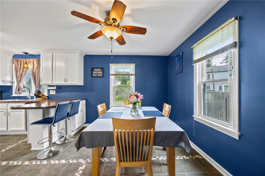 644 Tarrington Road Irondequoit, NY 14609 - Photo 10 of 41