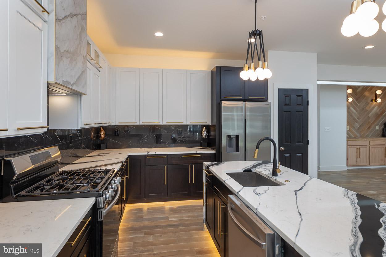 6707 Fairmount Avenue Baltimore, MD 21215 - Photo 18 of 51
