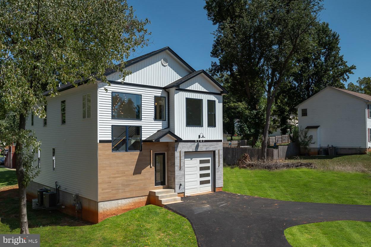 6707 Fairmount Avenue Baltimore, MD 21215 - Photo 2 of 51