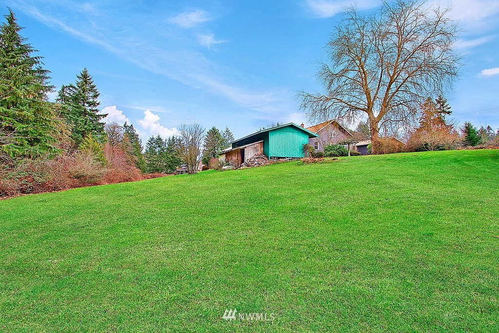 976 Retsil Road East Port Orchard, WA 98366 - Photo 5 of 21 Gallery Image 5