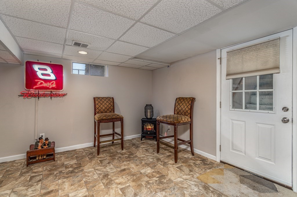 8 Brown Road Shirley, MA 01464 - Photo 33 of 42 a workspace with furniture and window