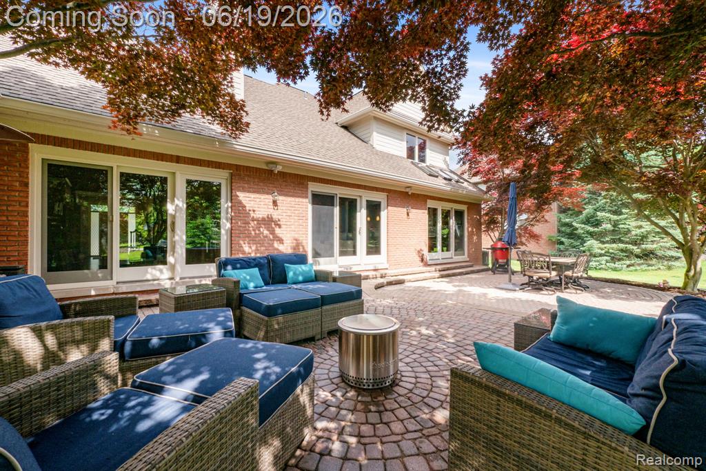 1902 Grayslake Drive Rochester Hills, MI 48306 - Photo 66 of 76