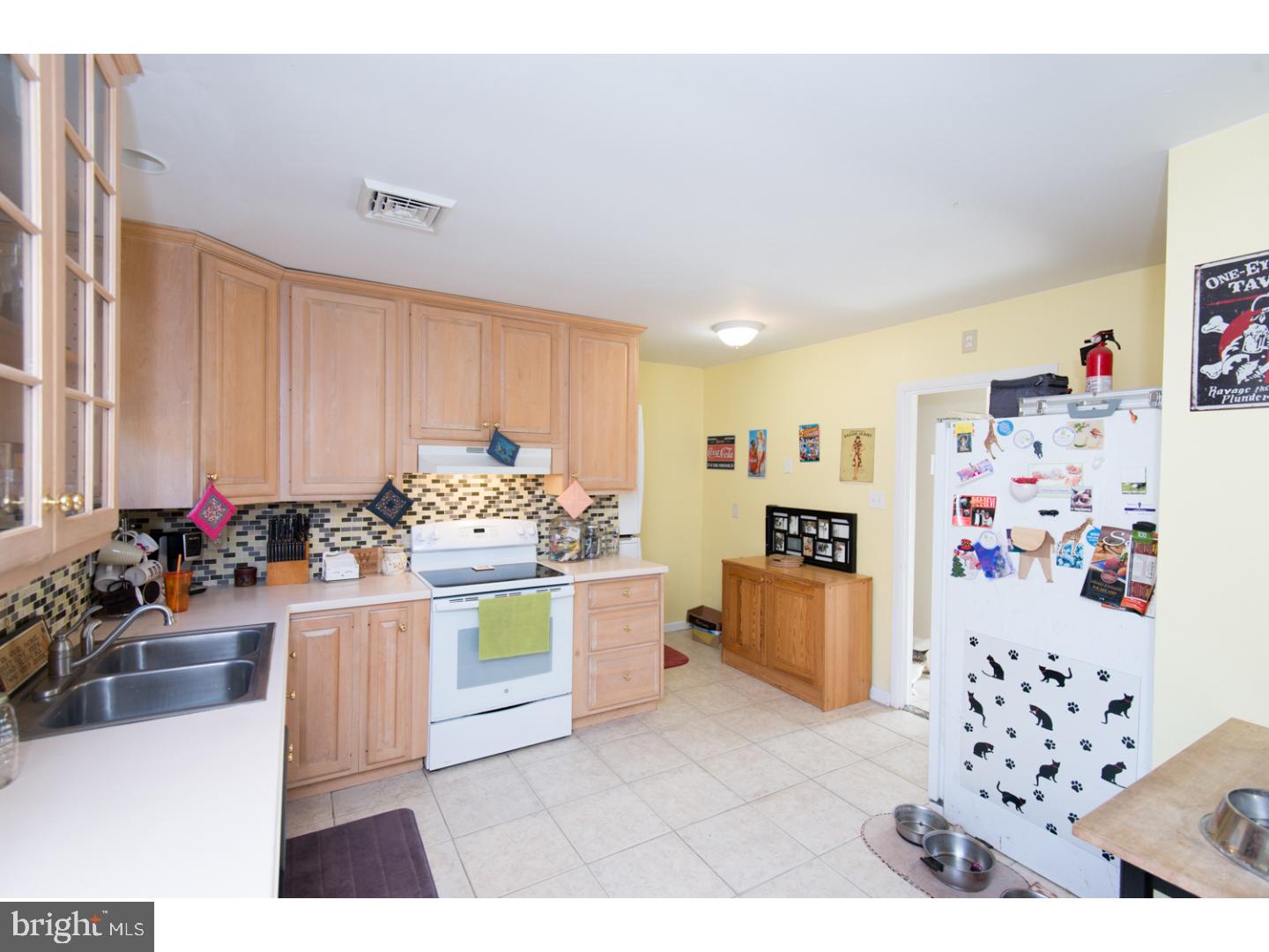 245 Lenni Road Media, PA 19063 - Photo 4 of 25 Kitchen