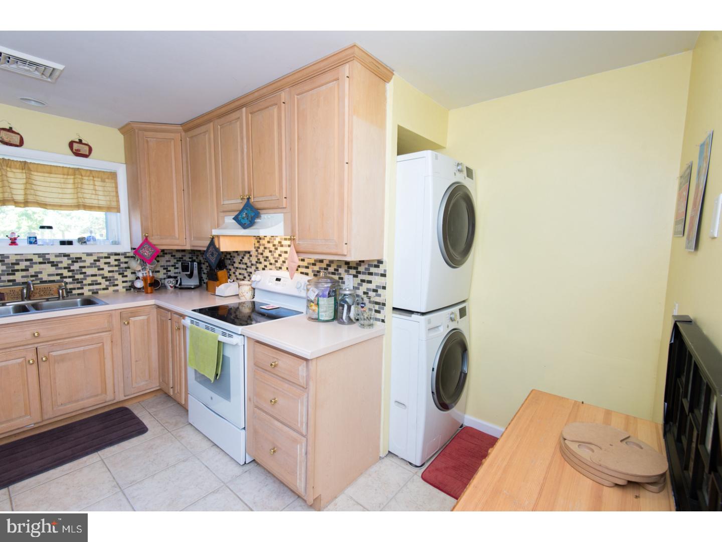 245 Lenni Road Media, PA 19063 - Photo 7 of 25 Kitchen