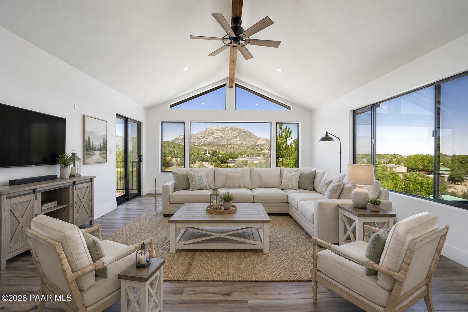1584 West Cliff Rose Road Prescott, AZ 86305 - Photo 7 of 66 Great Room