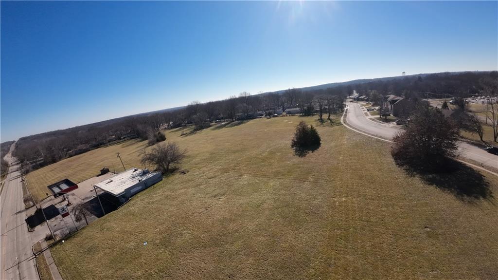 7905 High Grove Road Grandview, MO 64030 - Photo 15 of 24