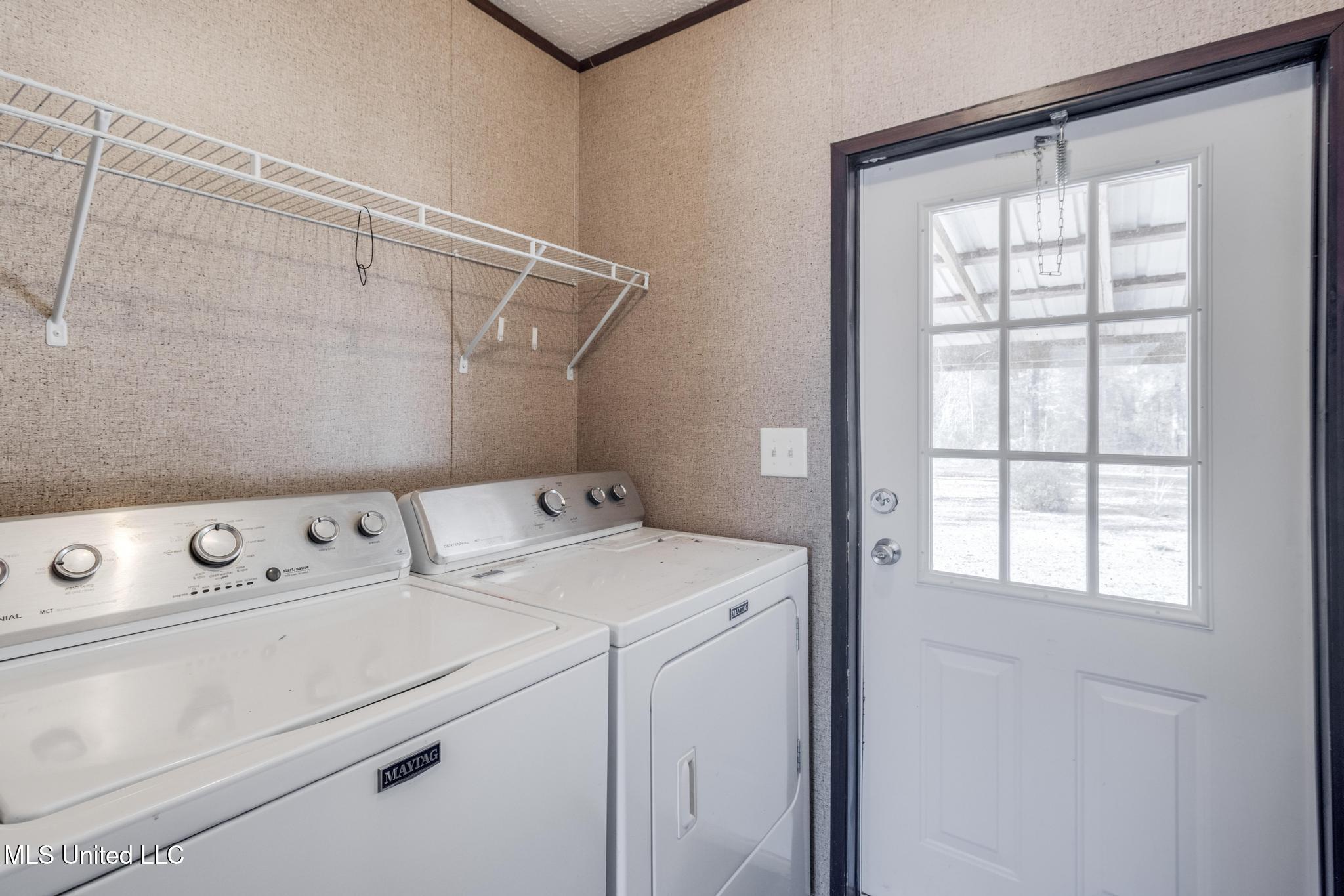 1914 Highway 29 Brooklyn, MS 39425 - Photo 20 of 25 A849771B-094C-4832-BF1A-10472D276A73