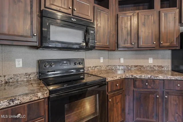 $210,000 | 1914 Highway 29, Brooklyn, MS 39425