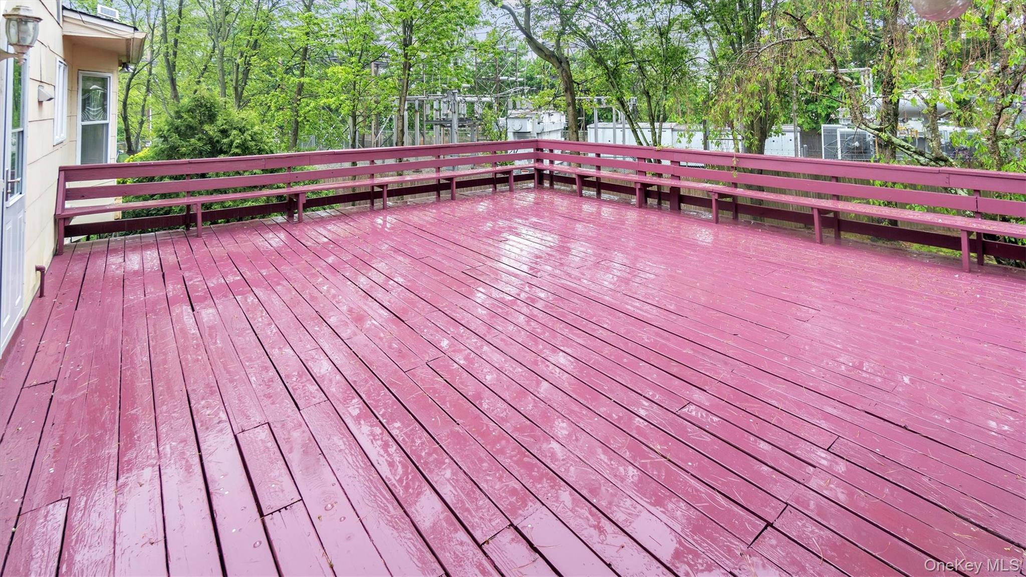 47 Carriage Road Roslyn, NY 11576 - Photo 28 of 31 View of wooden terrace