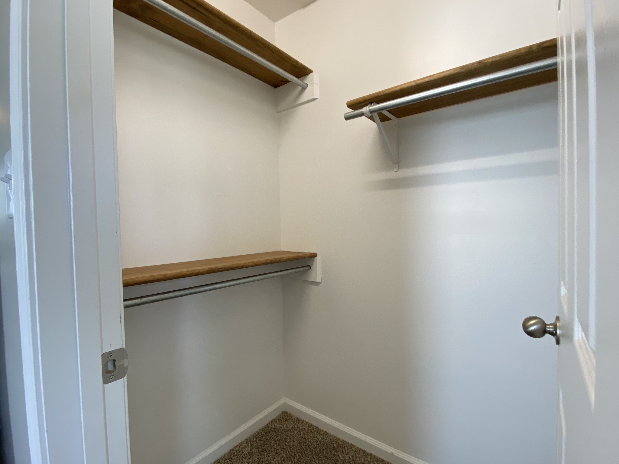 951 Hugh Hunter Road Oak Grove, KY 42262 - Photo 22 of 35 a view of bathroom