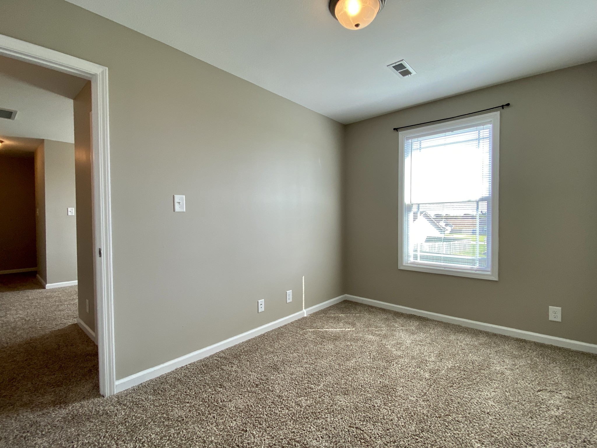 951 Hugh Hunter Road Oak Grove, KY 42262 - Photo 27 of 35 a view of room with window
