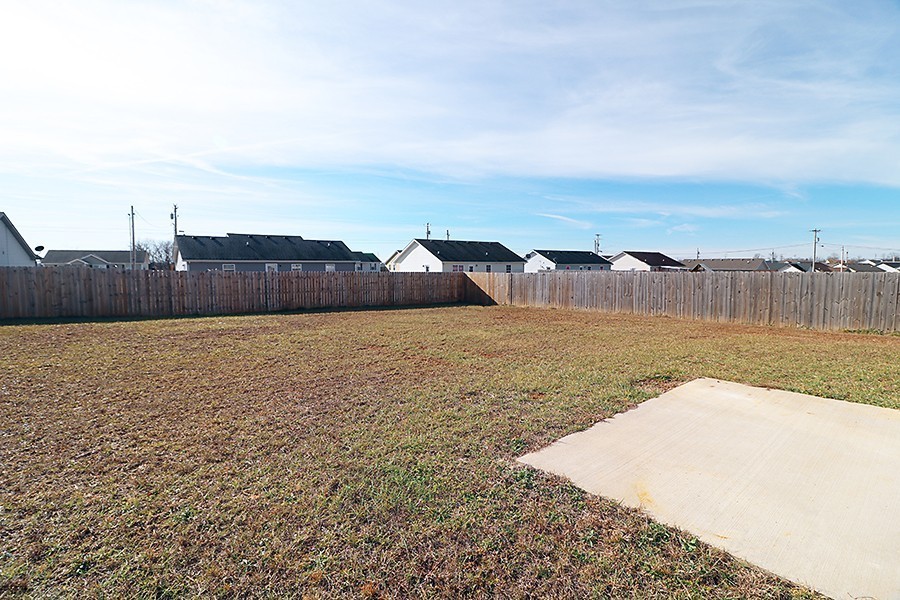 951 Hugh Hunter Road Oak Grove, KY 42262 - Photo 34 of 35