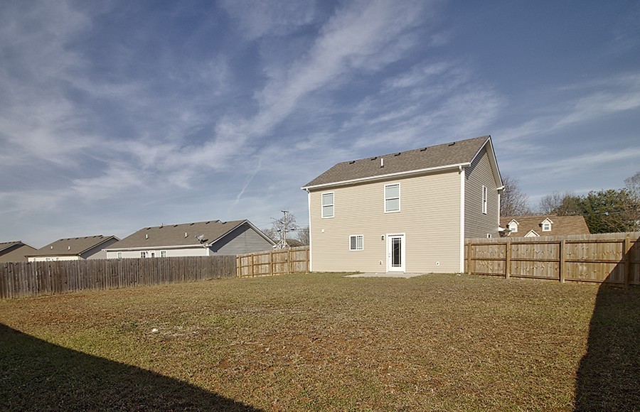 951 Hugh Hunter Road Oak Grove, KY 42262 - Photo 35 of 35 a view of a big room