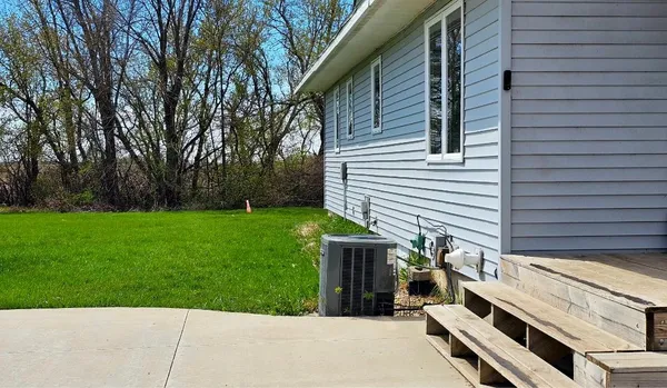 $335,000 | 16404 440th Avenue, Morris, MN 56267