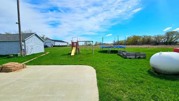 $335,000 | 16404 440th Avenue, Morris, MN 56267