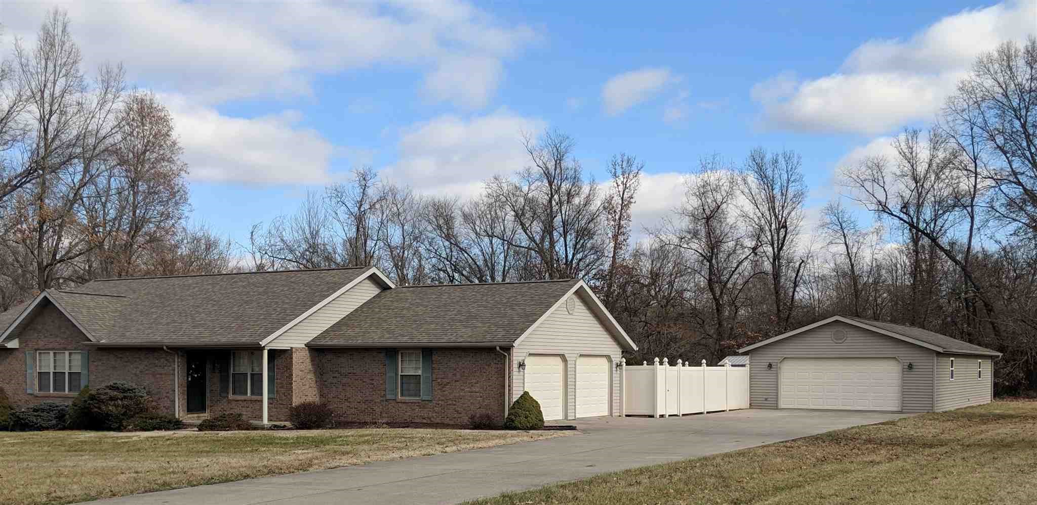 1912 Ridge Drive Washington, IN 47501 - Photo 2 of 17 Gallery Image 2