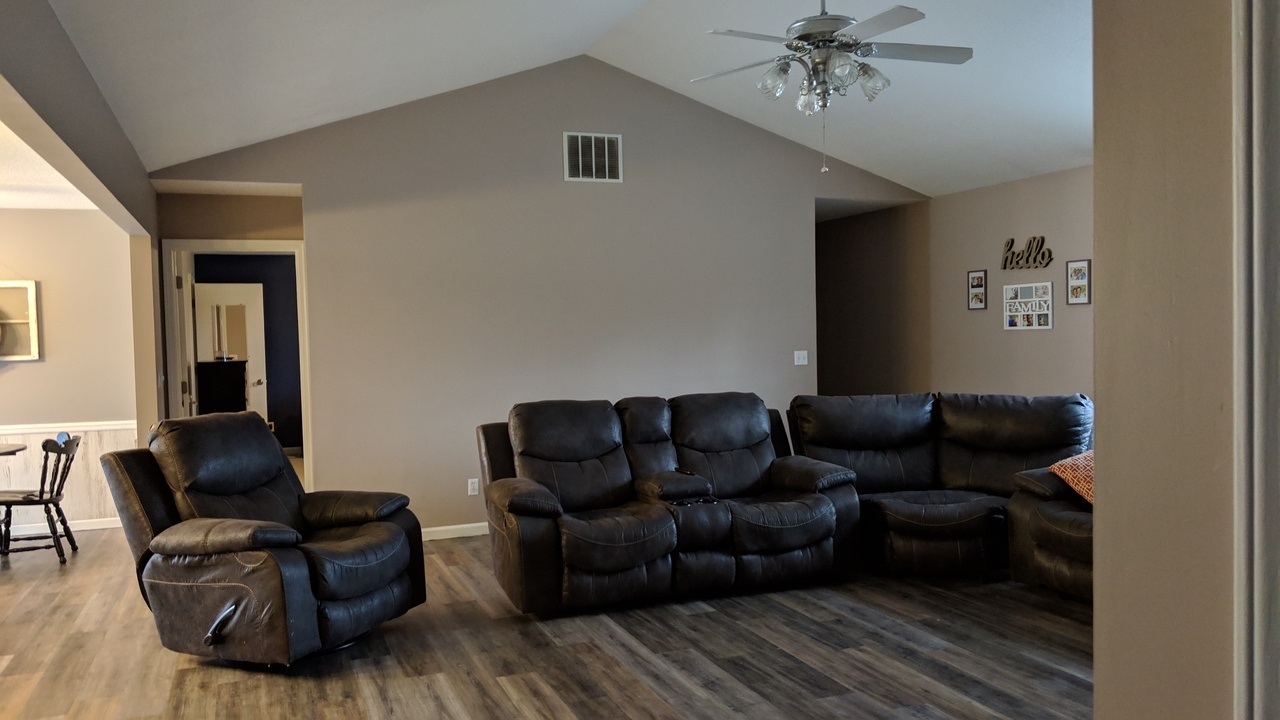 1912 Ridge Drive Washington, IN 47501 - Photo 5 of 17 Gallery Image 5
