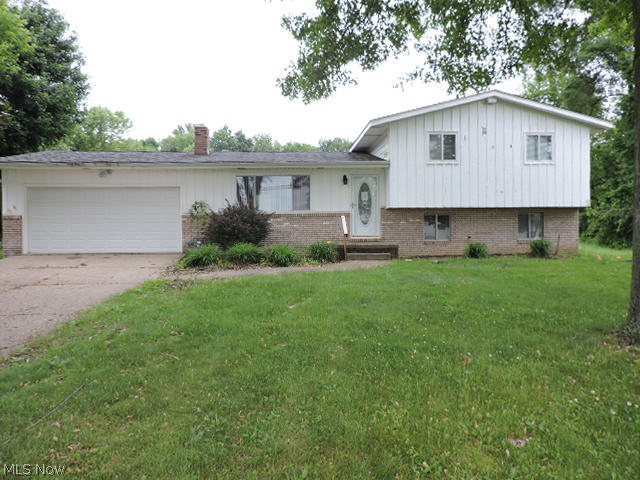 3935 Summit Road Akron, OH 44320 - Photo 1 of 23