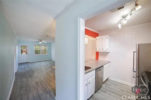 $1,575 | 2165 South Milledge Avenue, Unit A13, Athens, GA 30605