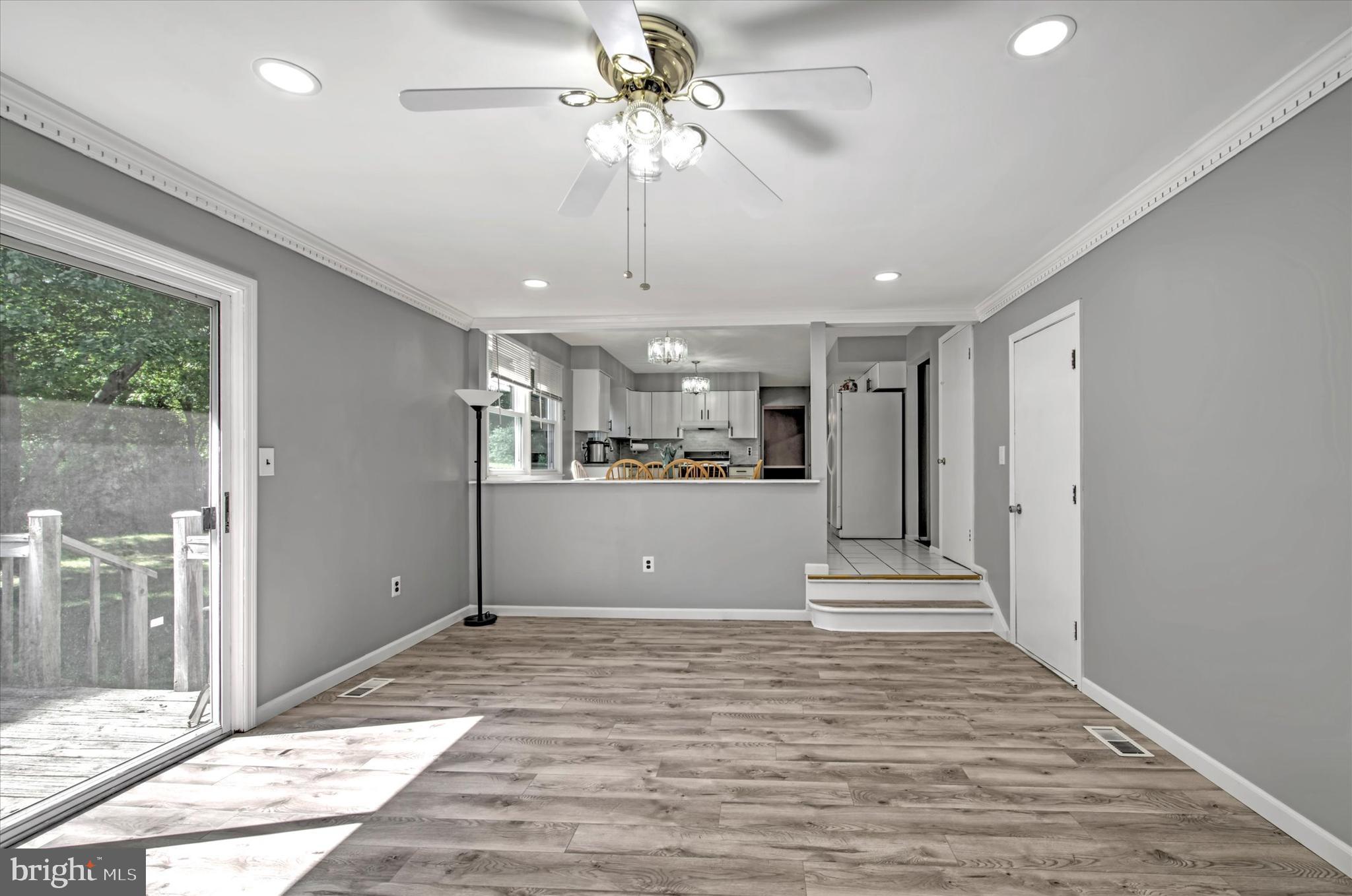 28 Tally Road Hamilton, NJ 08619 - Photo 12 of 36