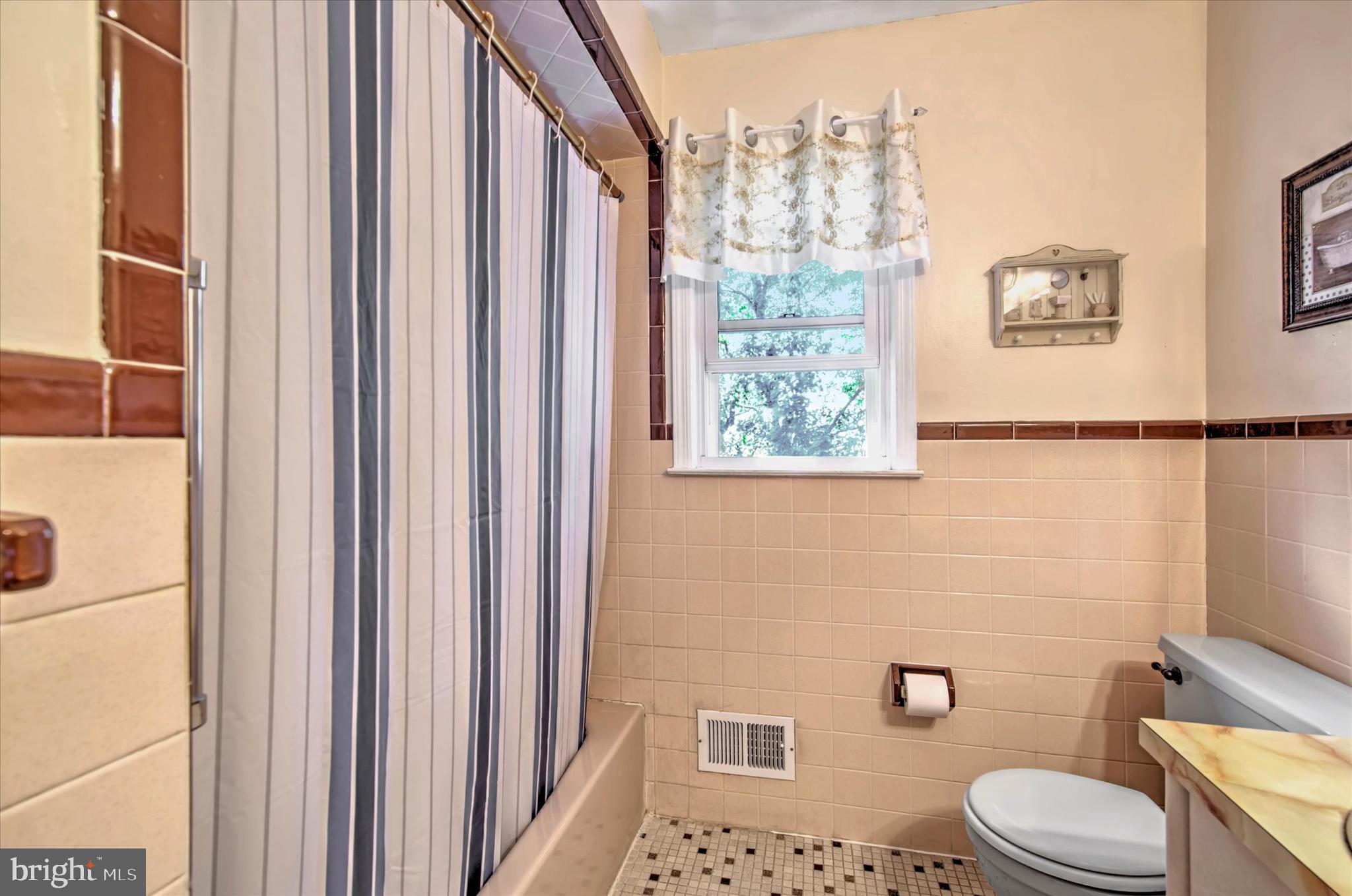 28 Tally Road Hamilton, NJ 08619 - Photo 30 of 36