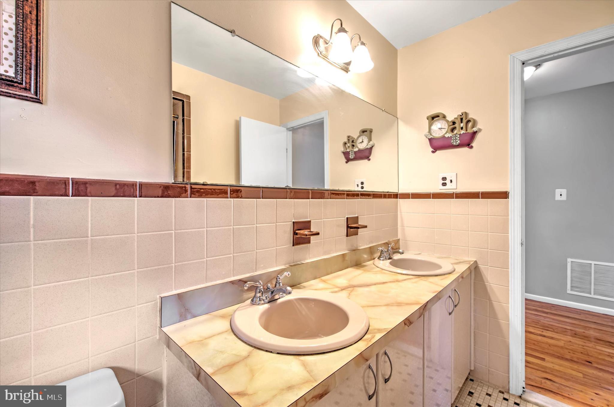 28 Tally Road Hamilton, NJ 08619 - Photo 31 of 36