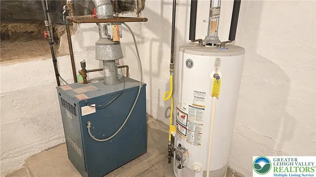 $1,850 | 926 East Tilghman Street, Allentown, PA 18109