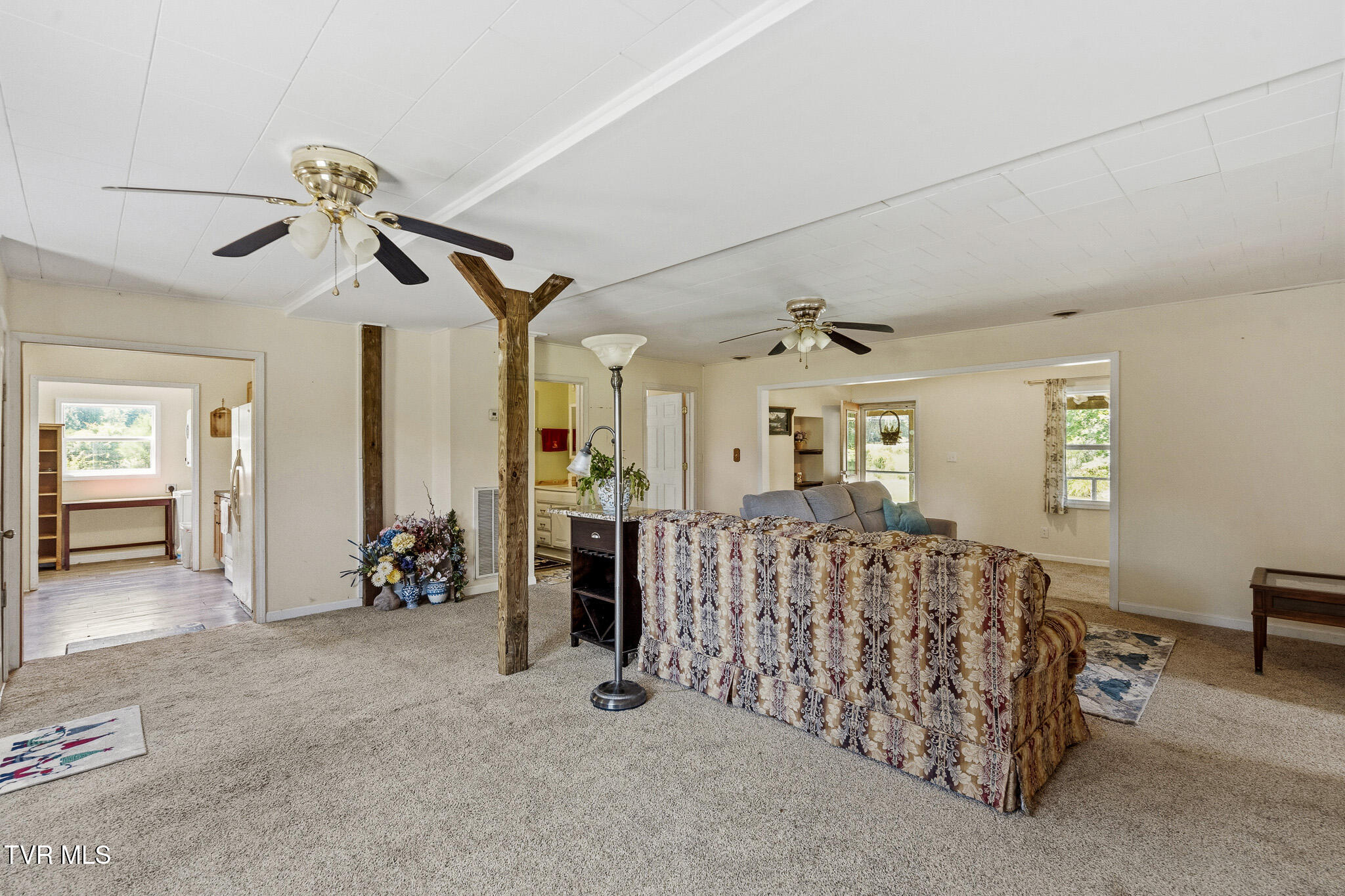 1135 Pleasant Hill Road Chuckey, TN 37641 - Photo 8 of 47 DSC01244
