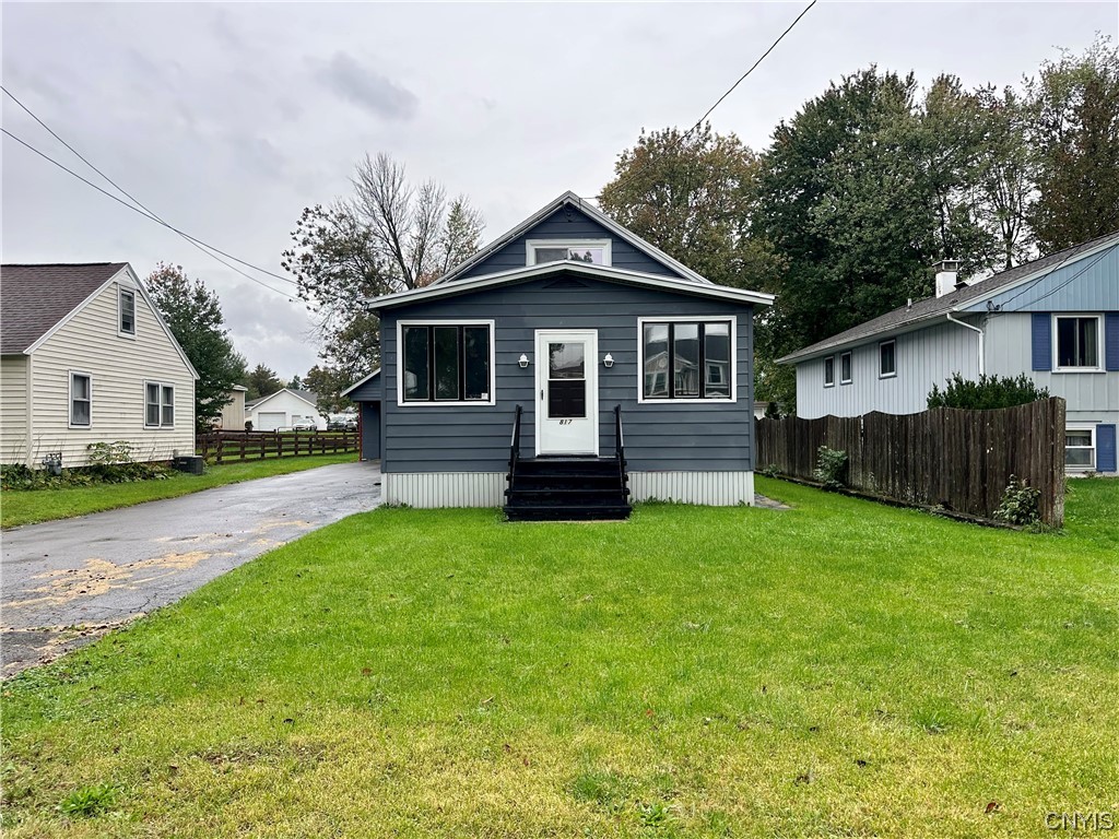 817 West Liberty Street Rome, NY 13440 - Photo 2 of 24