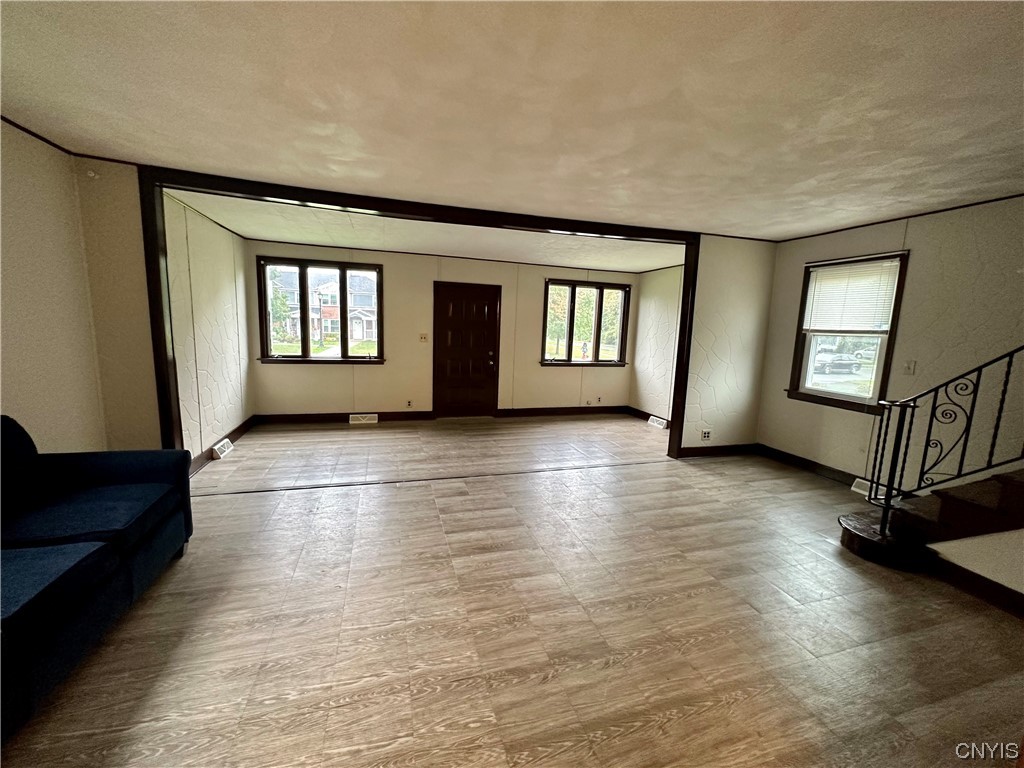 817 West Liberty Street Rome, NY 13440 - Photo 3 of 24