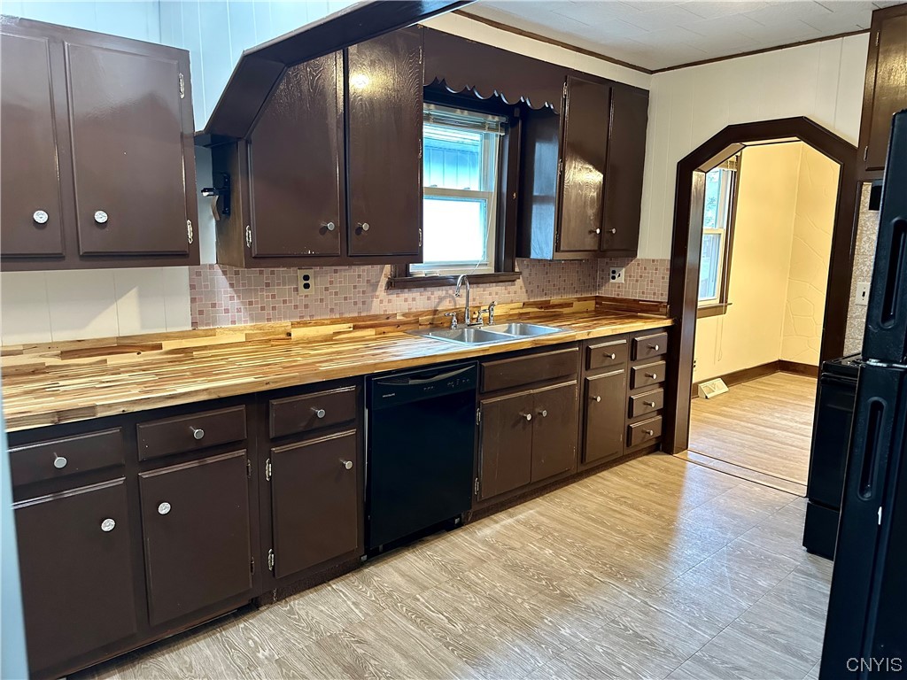 817 West Liberty Street Rome, NY 13440 - Photo 7 of 24