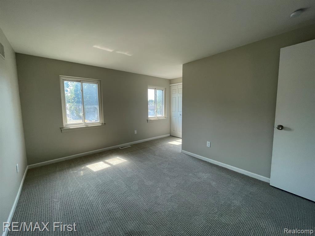 14247 Martin Road Warren, MI 48088 - Photo 15 of 21
