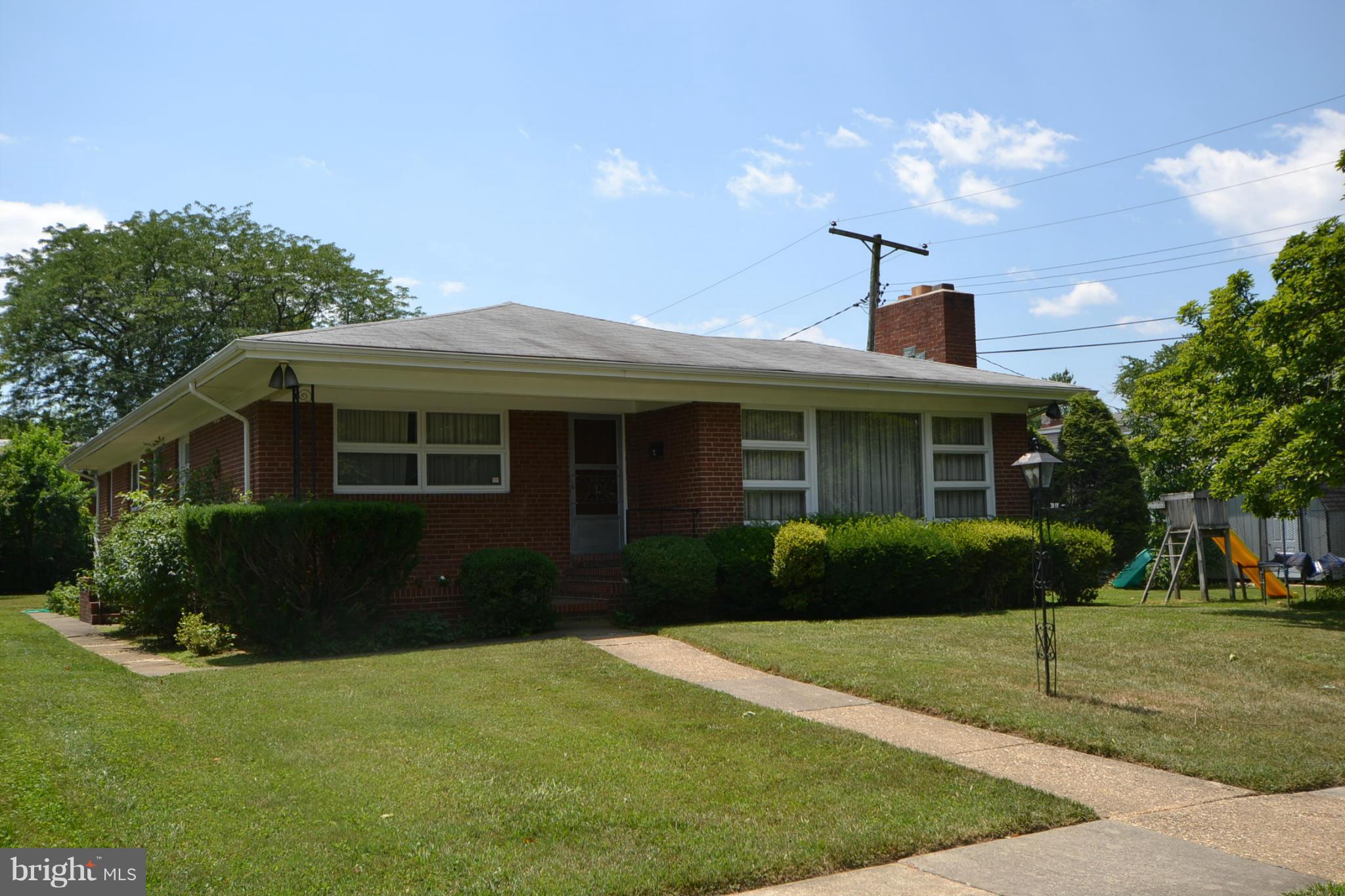 3117 Shelburne Road Baltimore, MD 21208 - Photo 1 of 27 Exterior (Front)