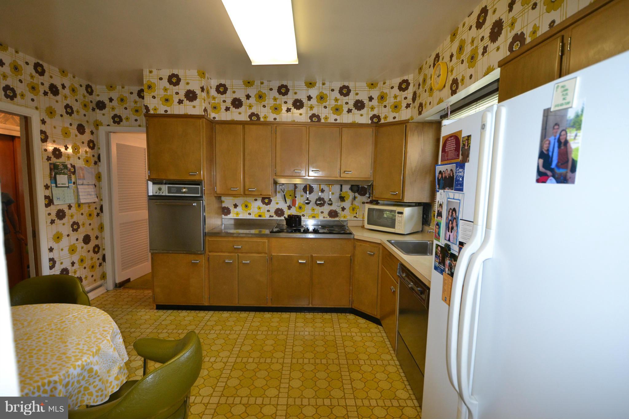 3117 Shelburne Road Baltimore, MD 21208 - Photo 22 of 27 Kitchen