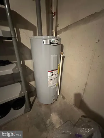 $378,000 | 12715 Woodbine Road Southwest, Lavale, MD 21502