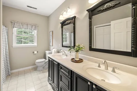 $1,498,000 | 5 Dublin Circle, Burlington, MA 01803