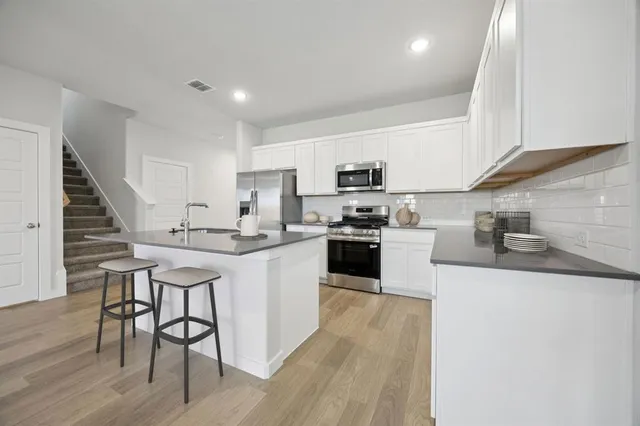 $314,990 | 230 Lost Crk Trail, Greenville, TX 75402