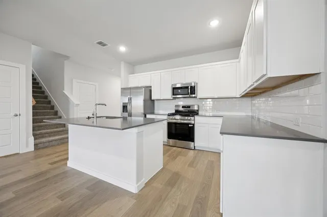 $314,990 | 230 Lost Crk Trail, Greenville, TX 75402