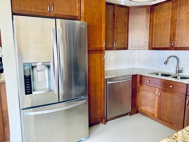 2047 Wolverton C, Unit 2047 Boca Raton, FL 33434 - Photo 4 of 30 Open Kitchen