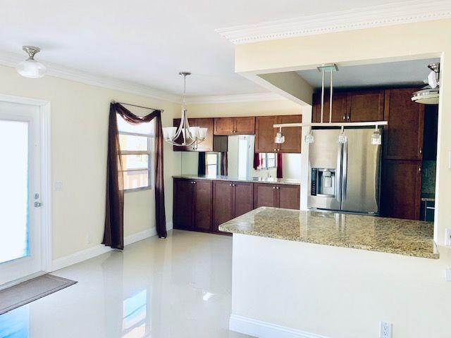 2047 Wolverton C, Unit 2047 Boca Raton, FL 33434 - Photo 8 of 30 Dining Area