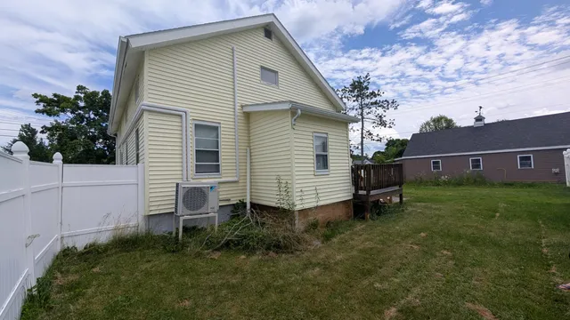$279,900 | 173 Chamberlain Street, Brewer, ME 04412