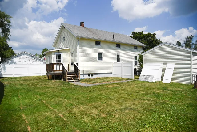 $279,900 | 173 Chamberlain Street, Brewer, ME 04412