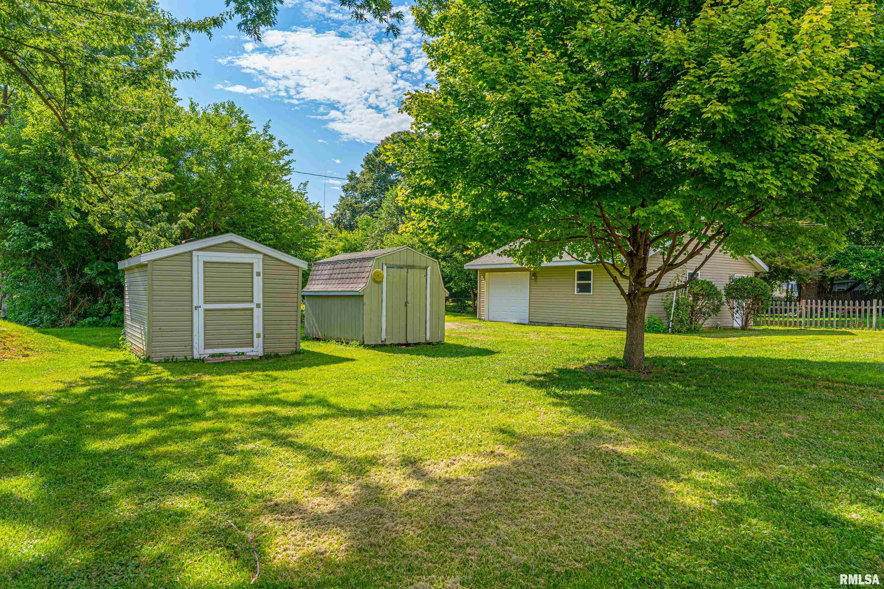 604 South Mary Street Atlanta, IL 61723 - Photo 37 of 38