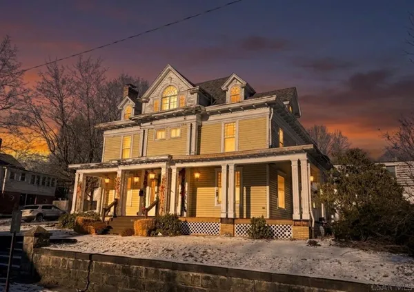 $150,000 | 1401 Somerset Avenue, Windber, PA 15963