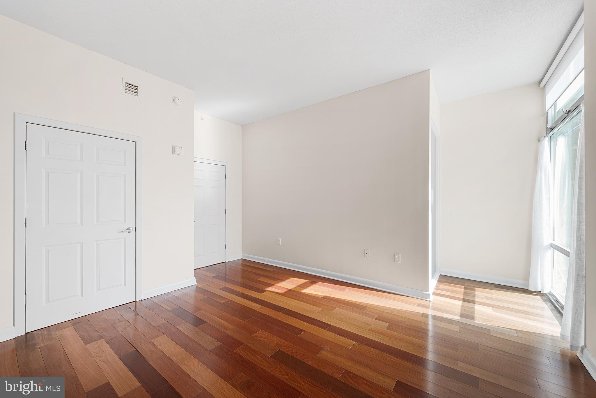 22 South Front Street, Unit 502 Philadelphia, PA 19106 - Photo 17 of 38 Bedroom