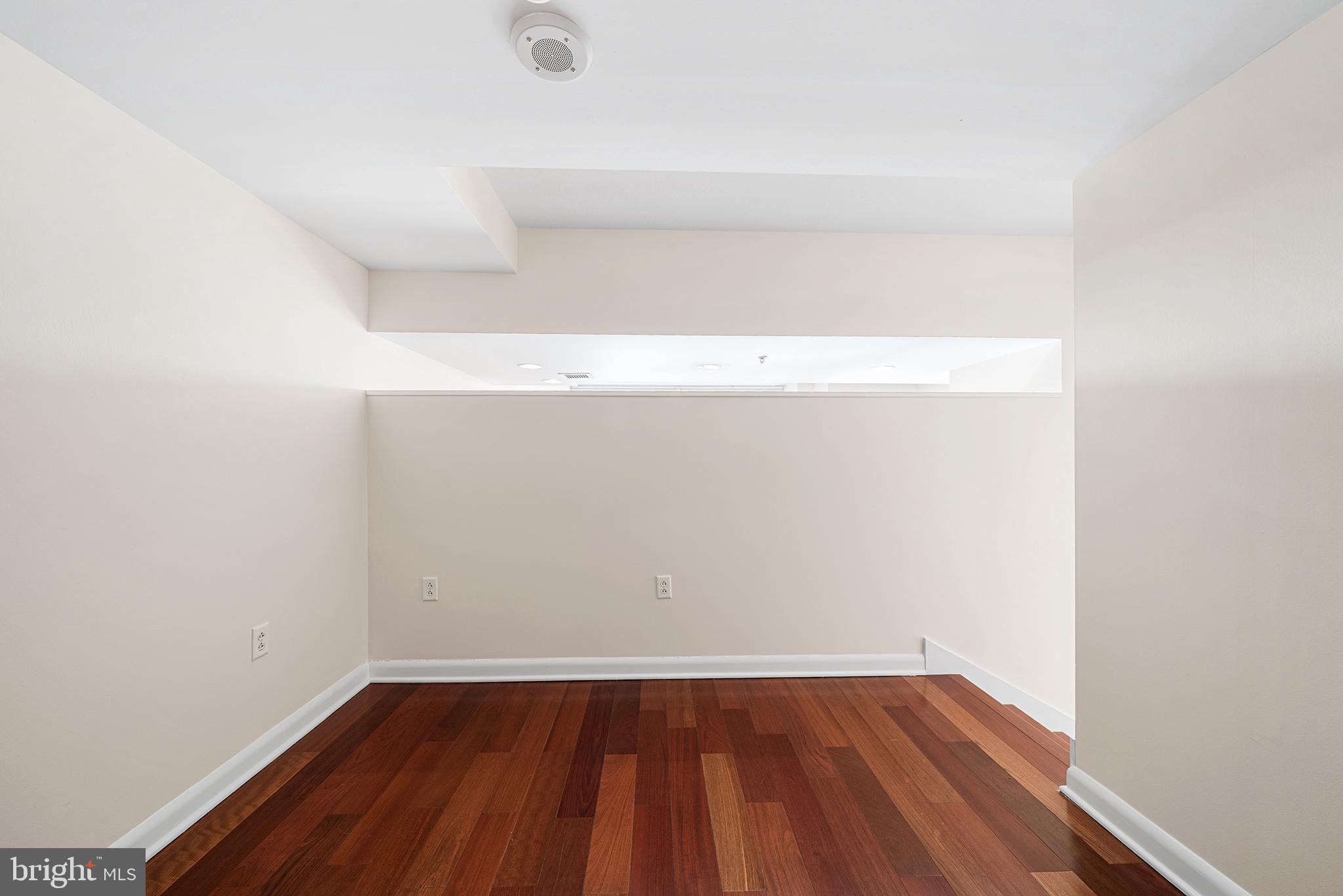 22 South Front Street, Unit 502 Philadelphia, PA 19106 - Photo 20 of 38