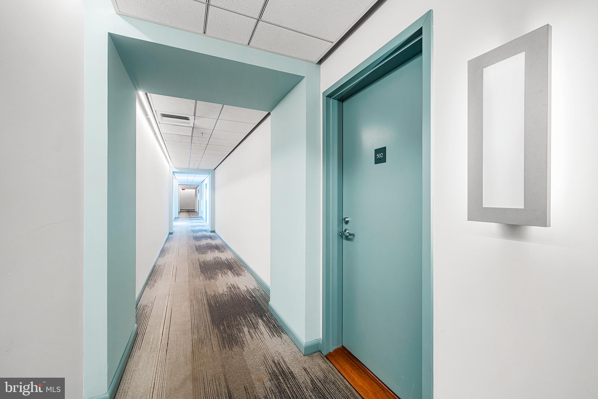 22 South Front Street, Unit 502 Philadelphia, PA 19106 - Photo 29 of 38