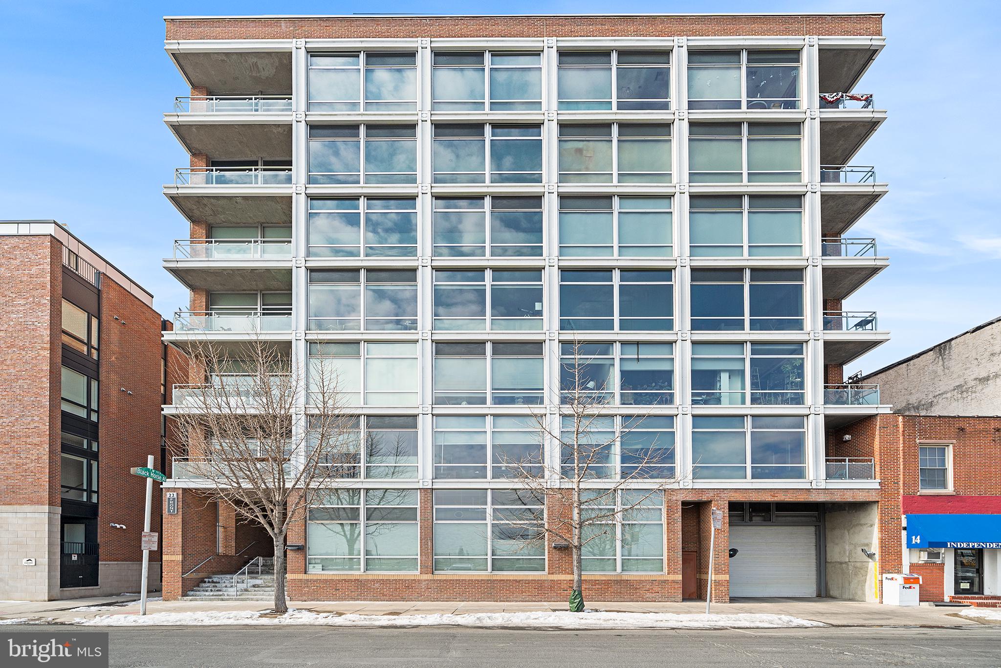 22 South Front Street, Unit 502 Philadelphia, PA 19106 - Photo 37 of 38